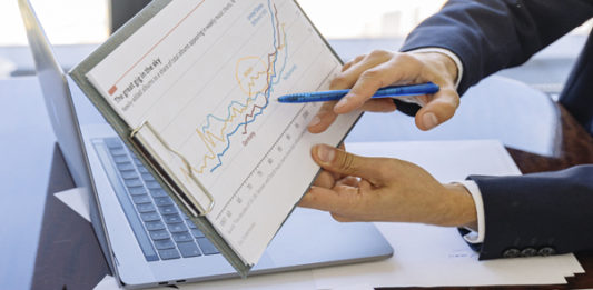 many companies are struggling to measure and communicate the return on their sustainability investments effectively, according to a new report.
