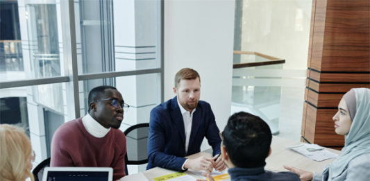 US employees continue to strongly support workplace diversity, equity and inclusion (DEI) initiatives, despite growing political pressures and legal scrutiny, according to a new study.