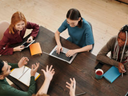 EArtificial intelligence (AI) may be transforming workplace productivity, but a growing number of employees fear the technology is making them less intelligent in the process, according to a new survey.