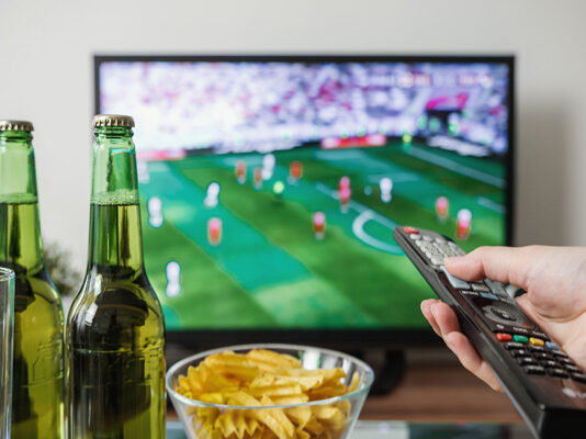 England’s 1am World Cup Clash: Why Monday Calls for Flexibility from Both Employees and Employers With England taking on Mexico in a crucial World Cup knockout match at 1am tomorrow (Monday), the TUC is urging employers to show "common sense" by allowing flexible working where possible, helping millions of fans balance supporting England with their working day.